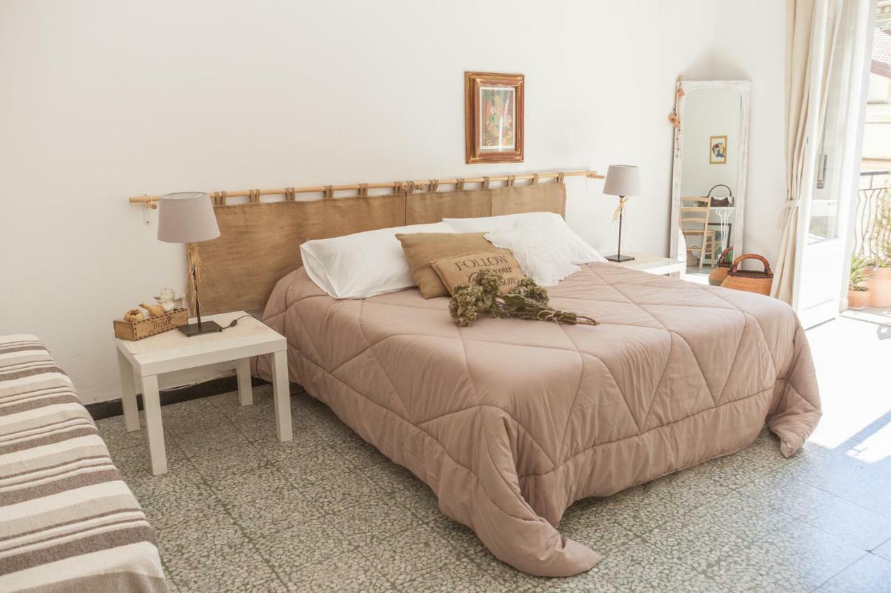 Bed and Breakfast Primo Piano Монелья Экстерьер фото